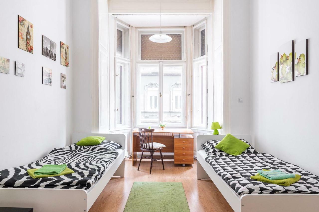 Izabella Home 2 Будапеща Екстериор снимка