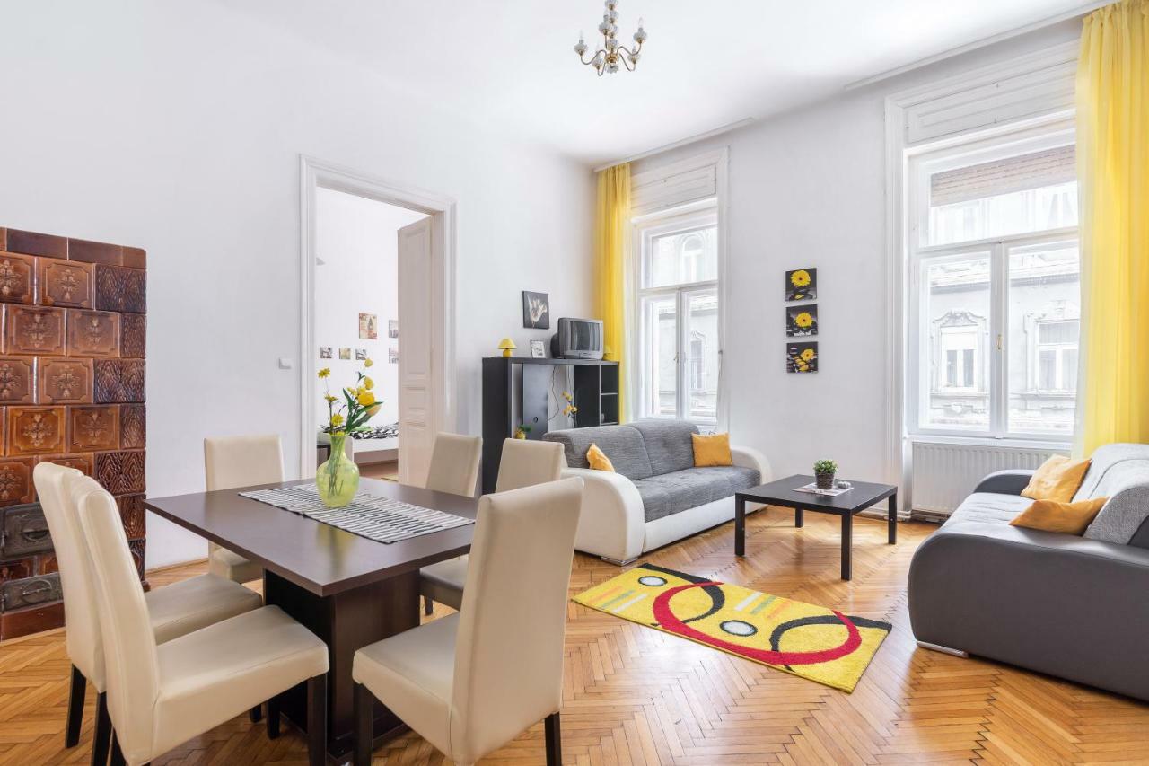 Izabella Home 2 Будапеща Екстериор снимка