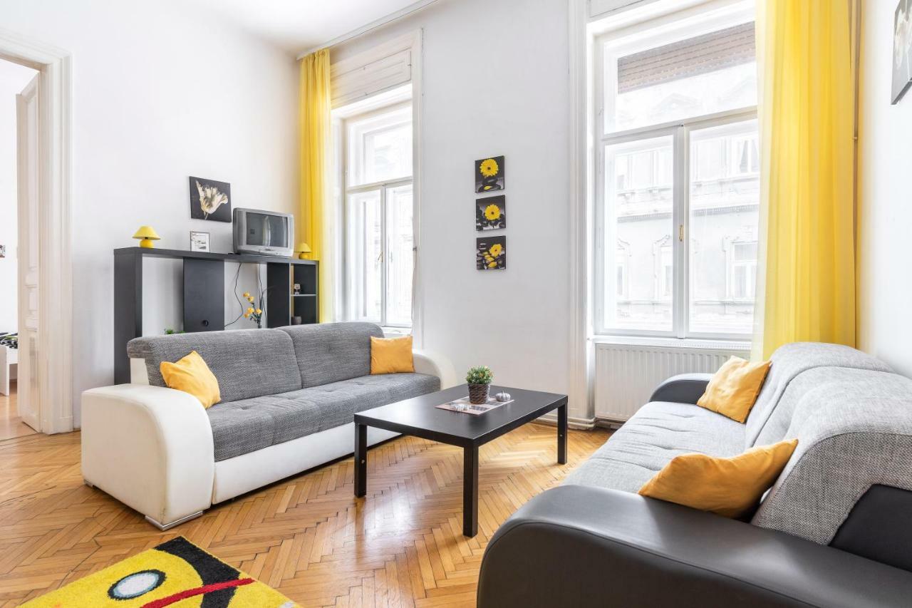Izabella Home 2 Будапеща Екстериор снимка
